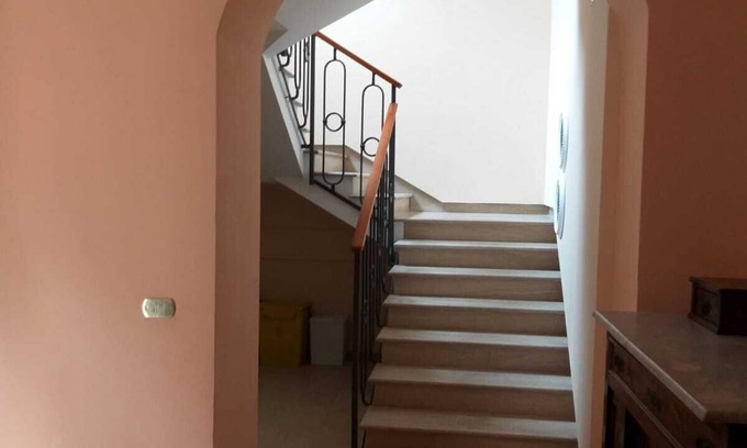L'Aquila Apartment | 18th century apartment