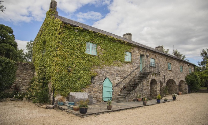 Inistioge House | 18th Century Mill House in a Courtyard Setting