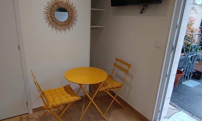 Pont-Sainte-Maxence Apartment | 19 m² Apartment ∙ 1 bedroom ∙ 2 guests