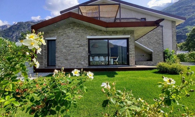 Verceia Other | 190 m² Accommodation ∙ 4 bedrooms ∙ 12 guests