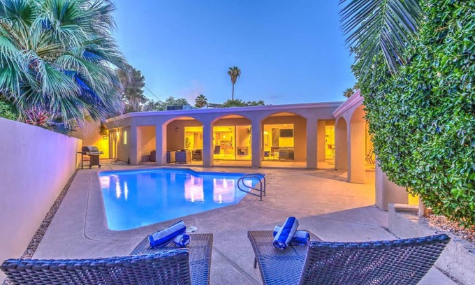 Las Vegas House | 1908 · Vintage Vegas Estate! Unique & Gorgeous!