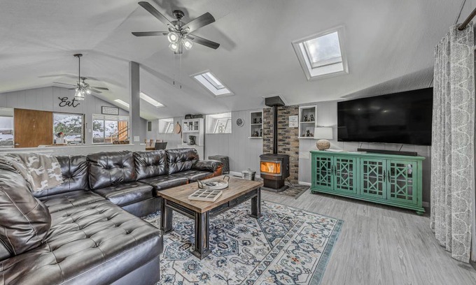 Ruidoso Downs House | 196 m² House ∙ 4 bedrooms ∙ 12 guests