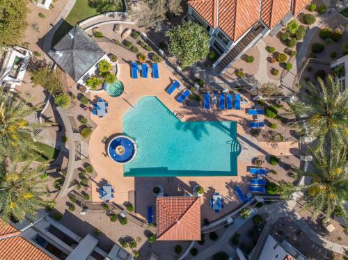 Central Scottsdale Apartment | 1BD Pool & Hot Tub Gym Scottsdale Resort Feel