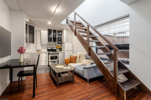 Downtown Montreal Apartment | 1BDR Mezzanine-Bishop-Vibe Central MTL