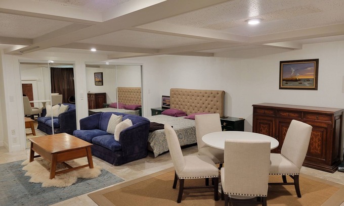 Piedmont Apartment | 1BR, 1BA spacious, fully furnished unit in best area with laundry, Wi-Fi, TV.