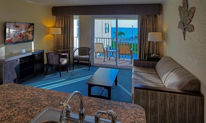 Rocky Point Condo | 1BR Condo w/Pool Bar, Balcony & Bay Views