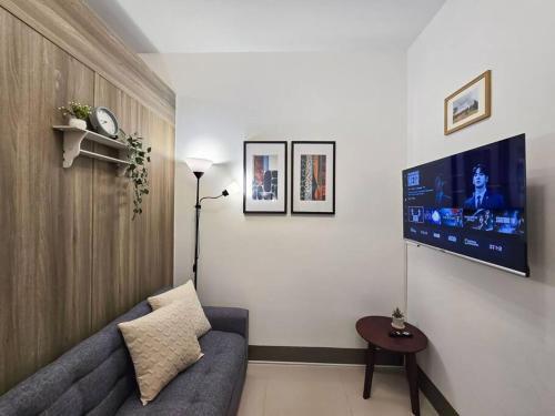 Highway Hills Apartment | 1BR Condotel with Balcony at FAME Residences #FM23