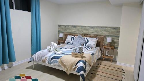 Russell Apartment | 1BR Getaway Near Calypso - Cozy and Connected