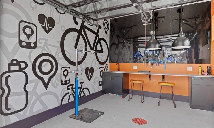 Dupont Apartment | 1BR Near Denver International
