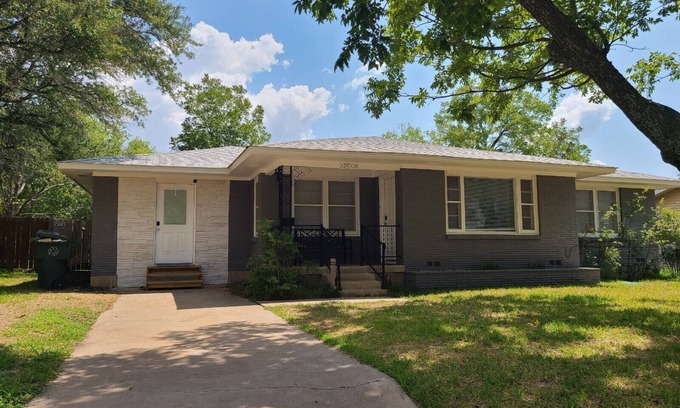 Temple House | 1BR Near Scott&White