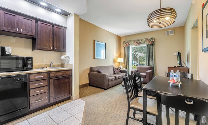 Florida Central Atlantic Coast Apartment | 1BR, Near Vineland, Disney & Convention Center