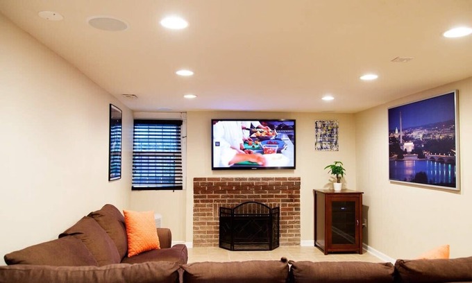 Takoma Apartment | 1BR Oasis near Takoma Metro, Minutes to Capital