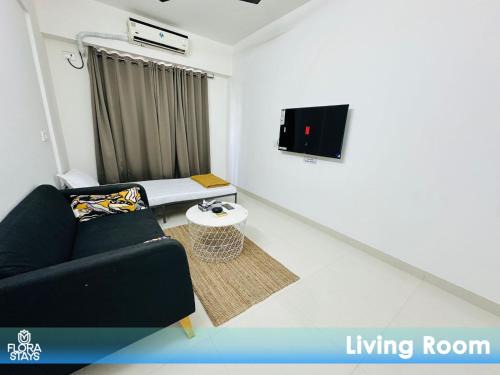 Parel Apartment | 1BR Service Apart in Parel