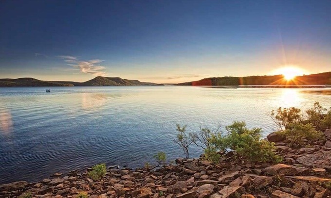 Fairfield Bay Condo | 1br Suite Condo Fishing, Lake, Boating, Golfing