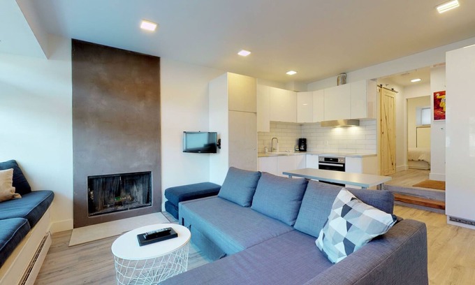 Blueberry Hill House | 1BR | Whistler on the Lake | Wood Burning Fireplace | Lakefront Views | Private Dock