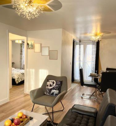 Chadwell Apartment | 1st Floor Crescent Apartment