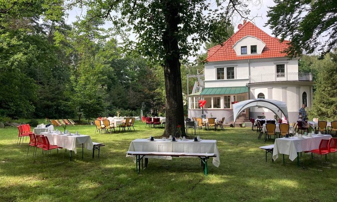 Schipkau Cottage | 1st floor - E.C.A. House Birkenhain