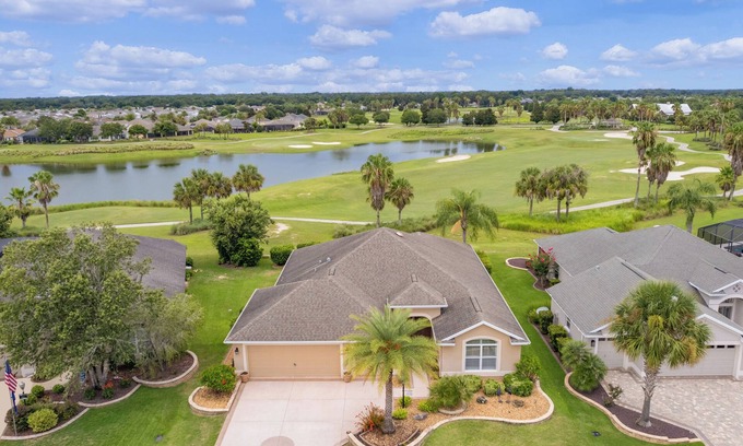 Buttonwood House | 2,000 square feet on golf course with view of large pond, centrally located.
