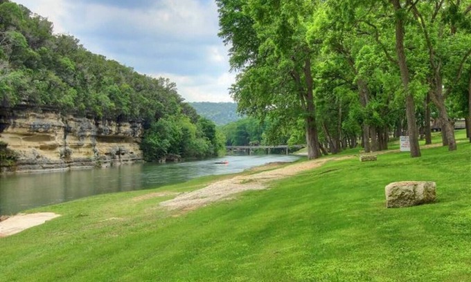 New Braunfels Condo | 2/2 Condo Directly on the Guadalupe River with Beautiful Canyon Views