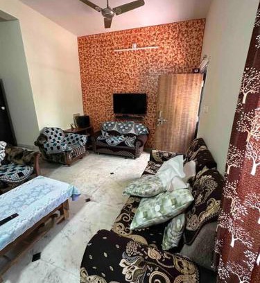 Chandkheda House | 2.5KM from Narendra Modi Stadum.