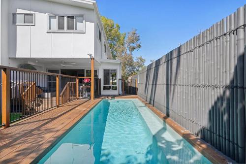 Mudjimba House | 2 - 8 Pandanus, Beautiful townhouse walking distance to beach