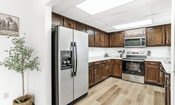 Broomfield House | 2 Acres of Privacy 20 minutes from Denver! 3 Bedroom 3 Bath, Game Room, Wifi, AC