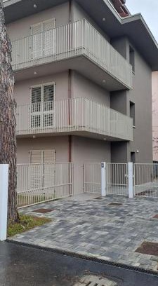 Pinarella Apartment | 2 Appartamento Cervia Viale Diana 3 Piano Secondo