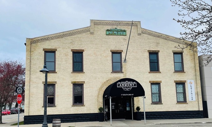 Grand Haven Condo | 2 BD/2BA Modern Condo in the Historic Downtown Armory