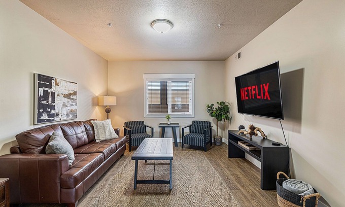 Ogden Apartment | 2-Bd Apt w/WiFi, Netflix, Mtn Views in DT Ogden