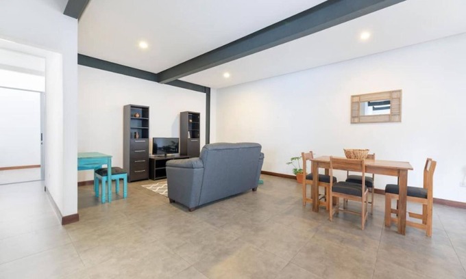 San Jose House | 2 BDR Apt/Near Airport & Sabana Park ✈ D Nomads