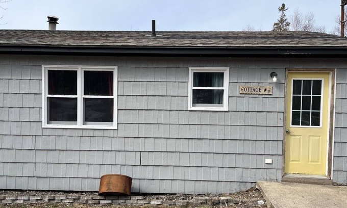 West Bay Cabin | 2 BDR cottage on Bras D'or Lakes. We are 420 friendly! - (1 of 5)