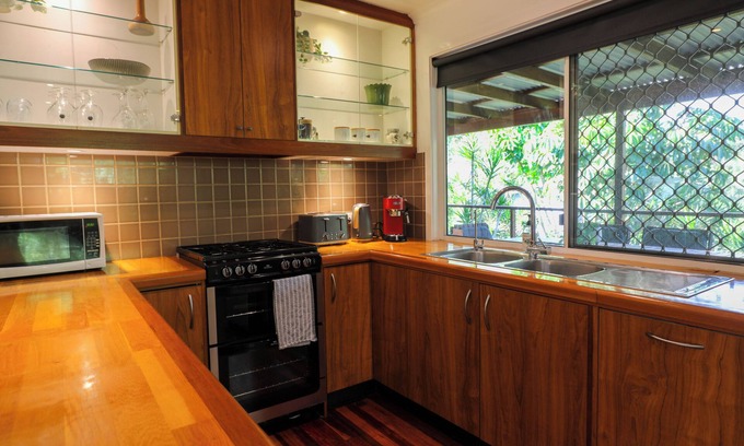 Eagle Heights House | 2 beautiful family friendly Cottages in Tamborine Mountain
