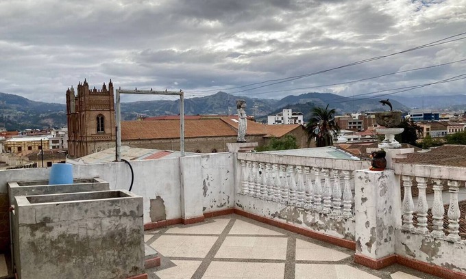 Chimborazo Province Apartment | 2 Bed 1 Bath - Apartment All Services