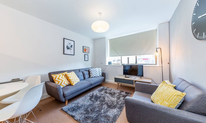 Fitzrovia Apartment | 2 Bed Cozy Apartment in Central London Fitzrovia FREE WIFI