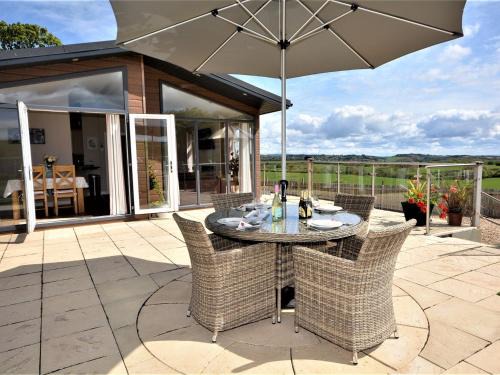 Kilmacolm House | 2 Bed in Lochwinnoch 55854