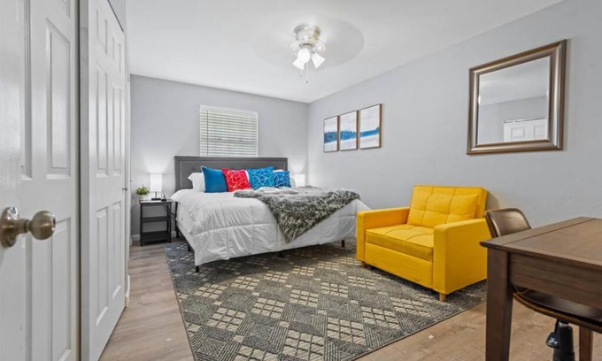 St. Charles Apartment | 2 Bed Townhome Saint Charles