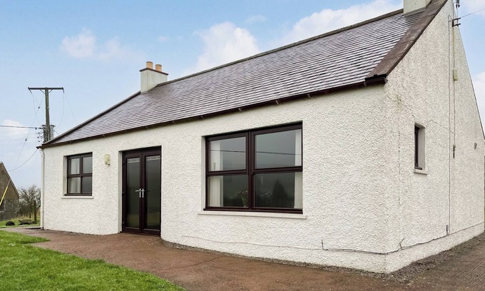 Castle Douglas Cottage | 2 bedroom accommodation in near Gatehouse of Fleet