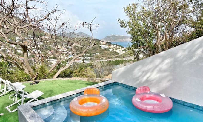 Cay Bay Hill Villa | 2 Bedroom 1 Bath - Private Villa with Beautiful Views!