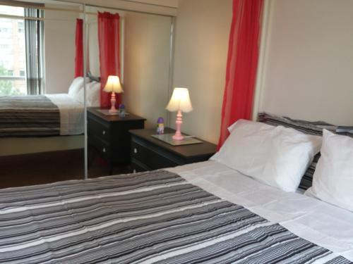 Downtown Mississauga Apartment | 2 Bedroom 1 Bathroom Prime Location in Mississauga