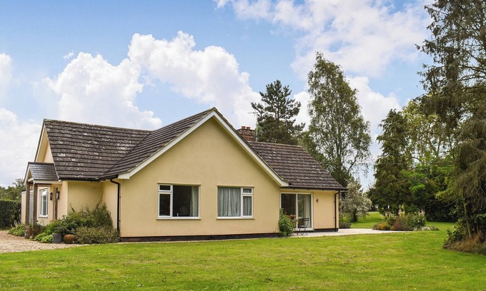 Bury St Edmunds Cottage | 2 bedroom accommodation in Bury St Edmunds