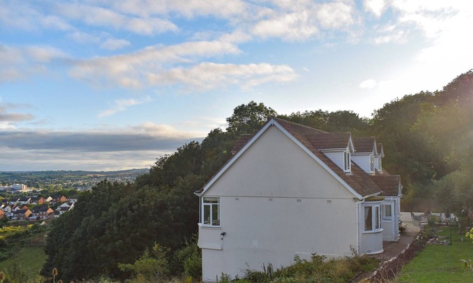 Torquay Cottage | 2 bedroom accommodation in Near Torquay