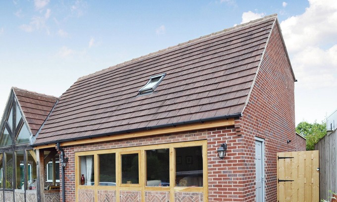 Cutthorpe Cottage | 2 bedroom accommodation in Cutthorpe, near Chesterfield