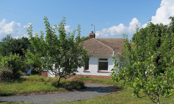 Ross-on-Wye Cottage | 2 bedroom accommodation in Coughton, near Ross-on-Wye