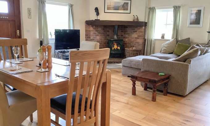 Rowrah Cottage | 2 bedroom accommodation in Rowrah, near Cockermouth