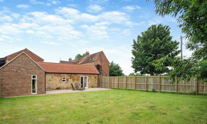 Stockton-on-Tees Cottage | 2 bedroom accommodation in Sedgefield