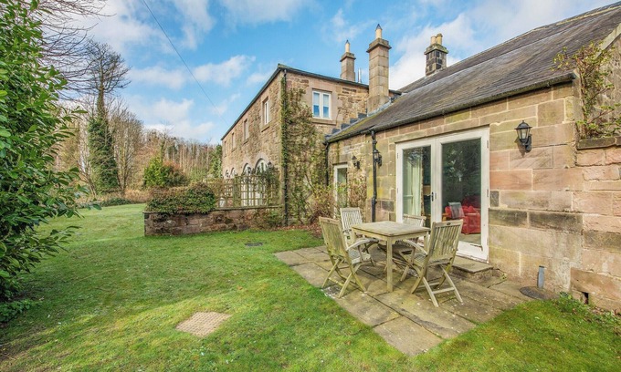 Chathill Apartment | 2 bedroom accommodation in Doxford, near Embleton