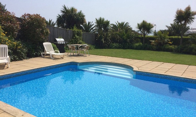 Paignton Apartment | 2 bedroom accommodation in Paignton