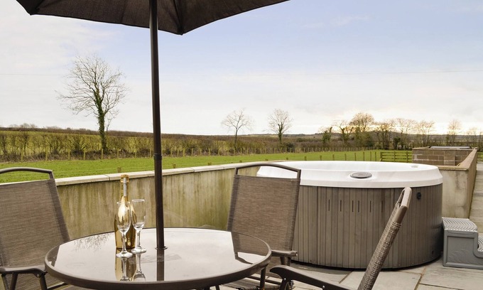 Maryport Cottage | 2 bedroom accommodation in Dearham, near Maryport
