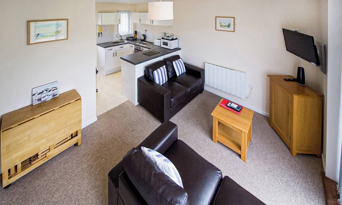 Seaview Cottage | 2 bedroom accommodation in Seaview