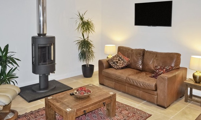 Port Appin Cabin | 2 bedroom accommodation in Port Appin, near Oban